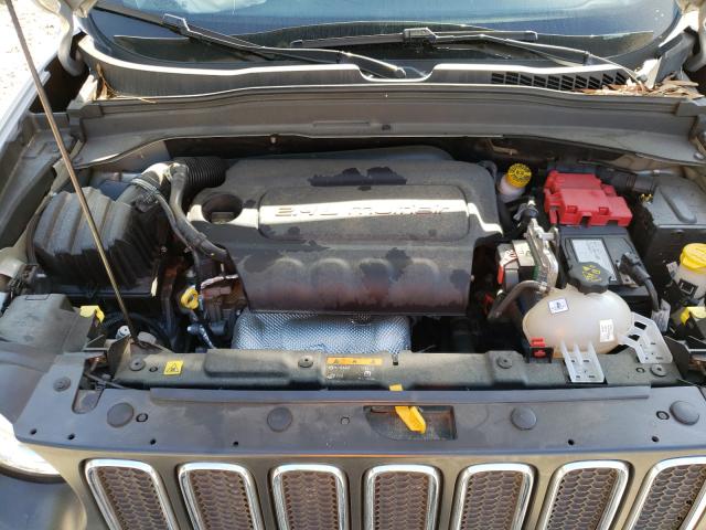 Photo 6 VIN: ZACCJABB2JPJ38369 - JEEP RENEGADE L 