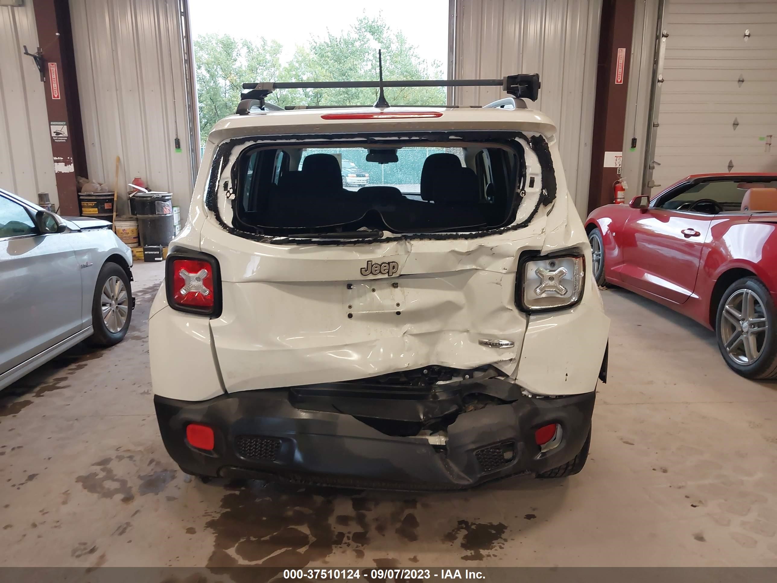 Photo 15 VIN: ZACCJABB3HPF02604 - JEEP RENEGADE 