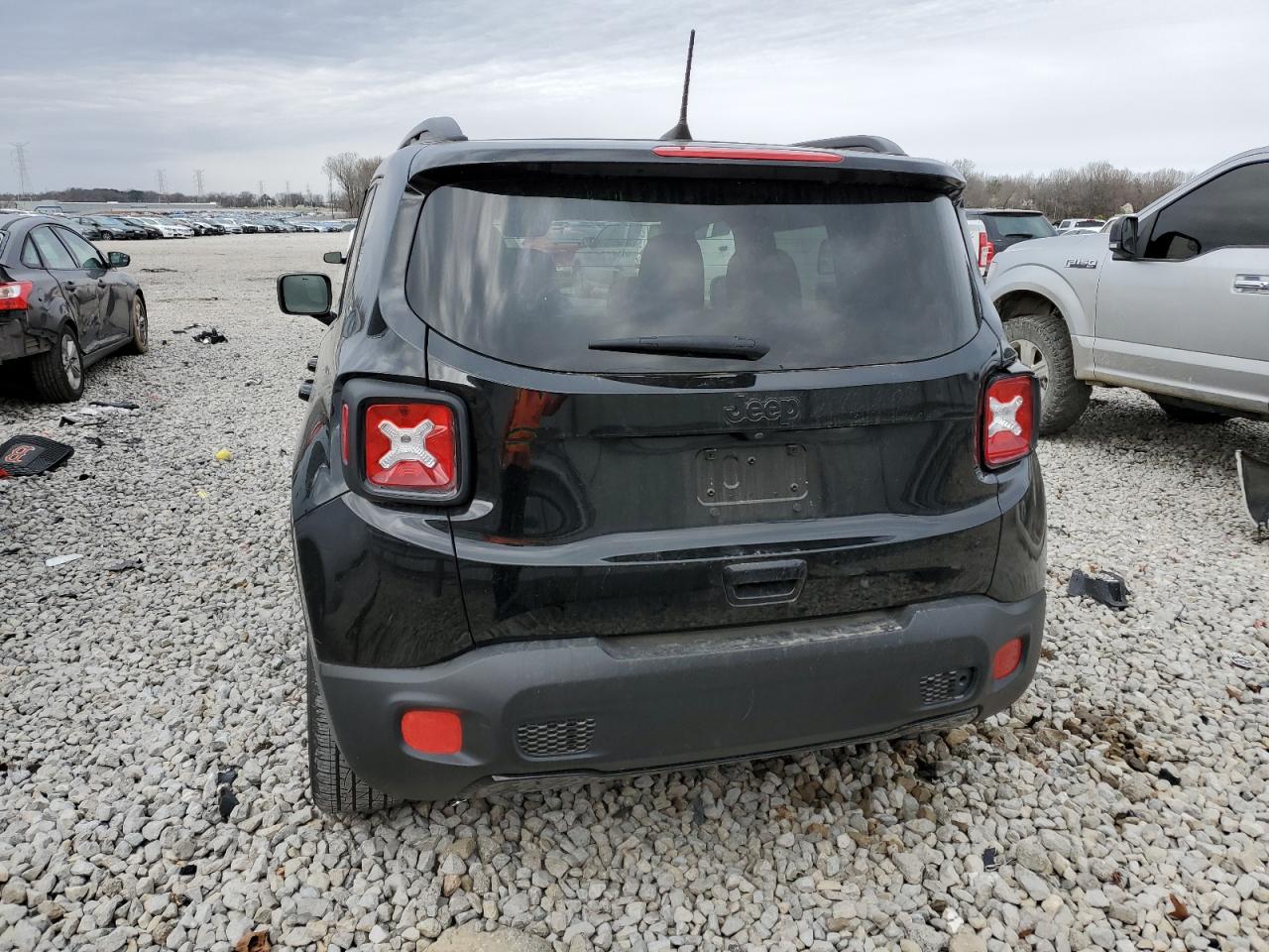 Photo 5 VIN: ZACCJABB5JPH14264 - JEEP RENEGADE 