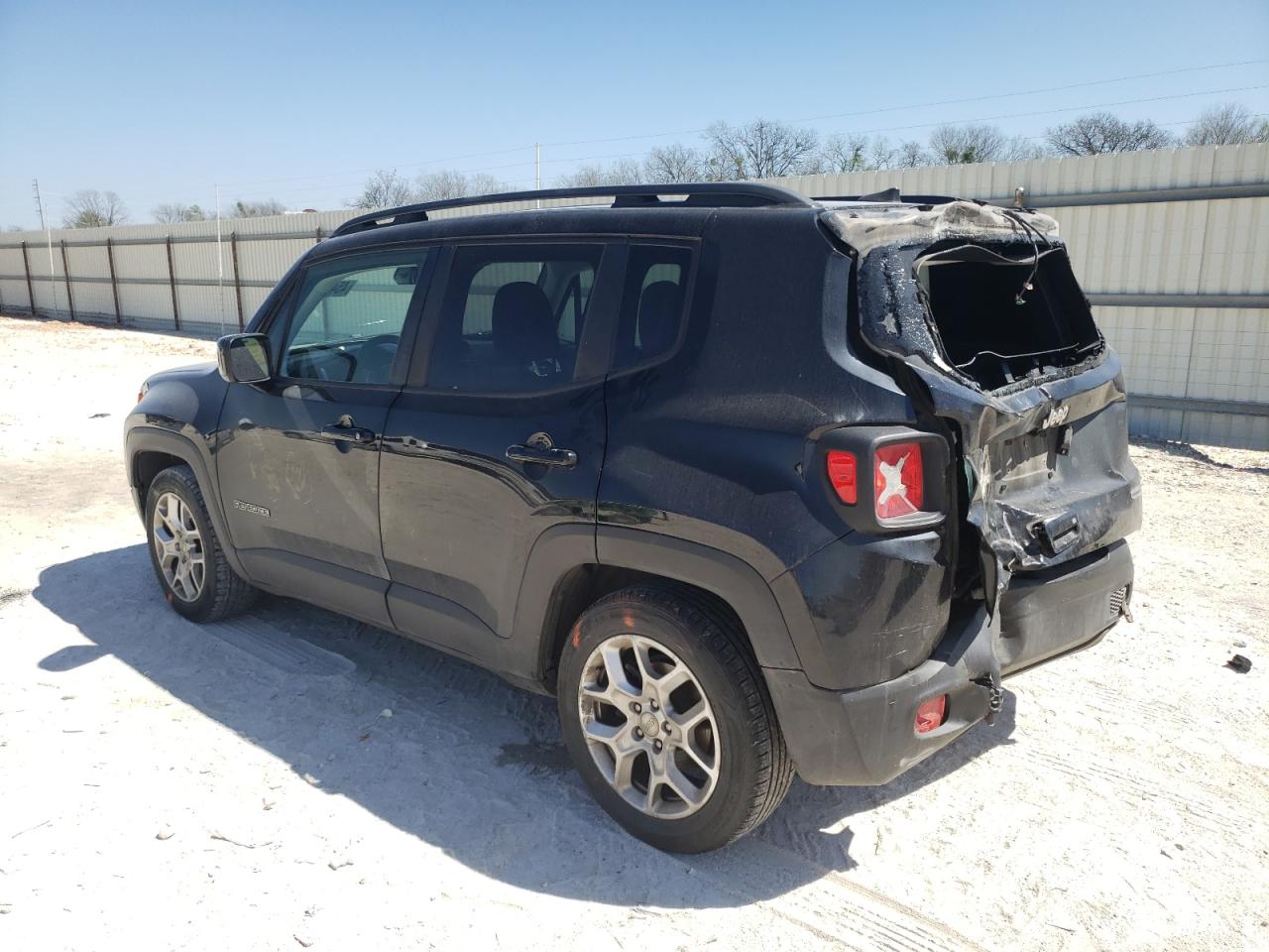 Photo 1 VIN: ZACCJABB5JPH70544 - JEEP RENEGADE 