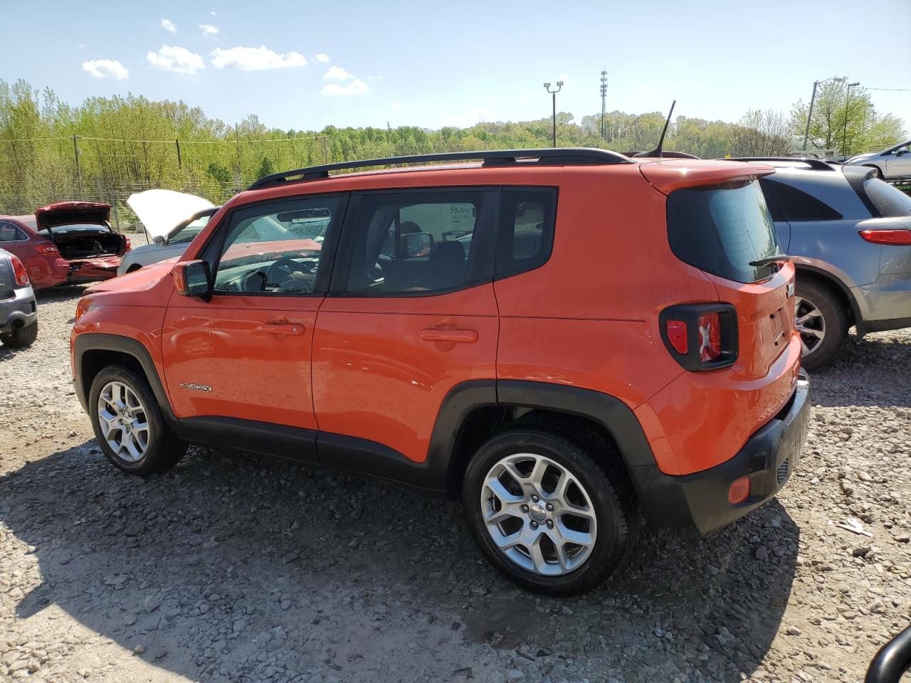 Photo 1 VIN: ZACCJABB5JPH83357 - JEEP RENEGADE 