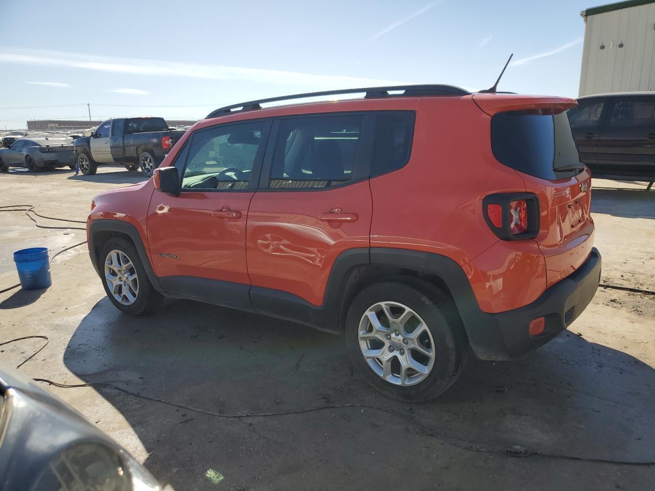 Photo 1 VIN: ZACCJABB7HPE44304 - JEEP RENEGADE 