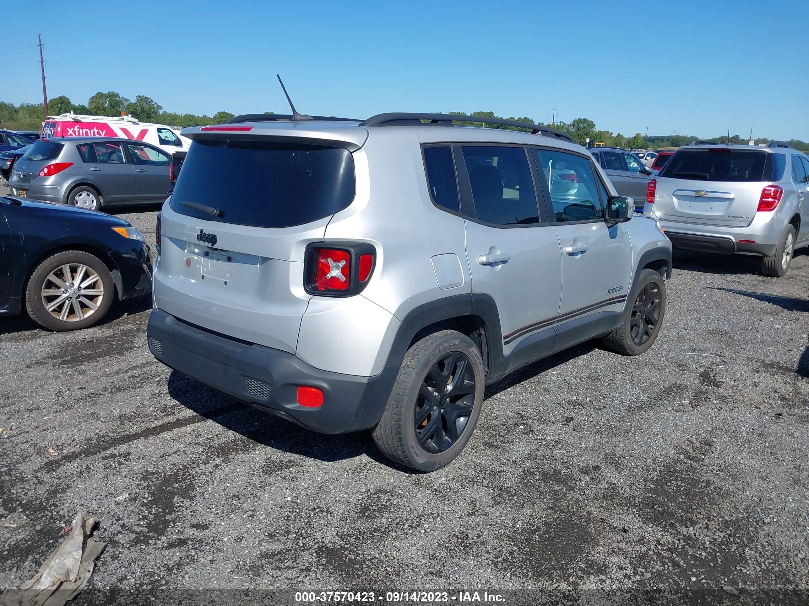 Photo 3 VIN: ZACCJABB7HPF02878 - JEEP RENEGADE 