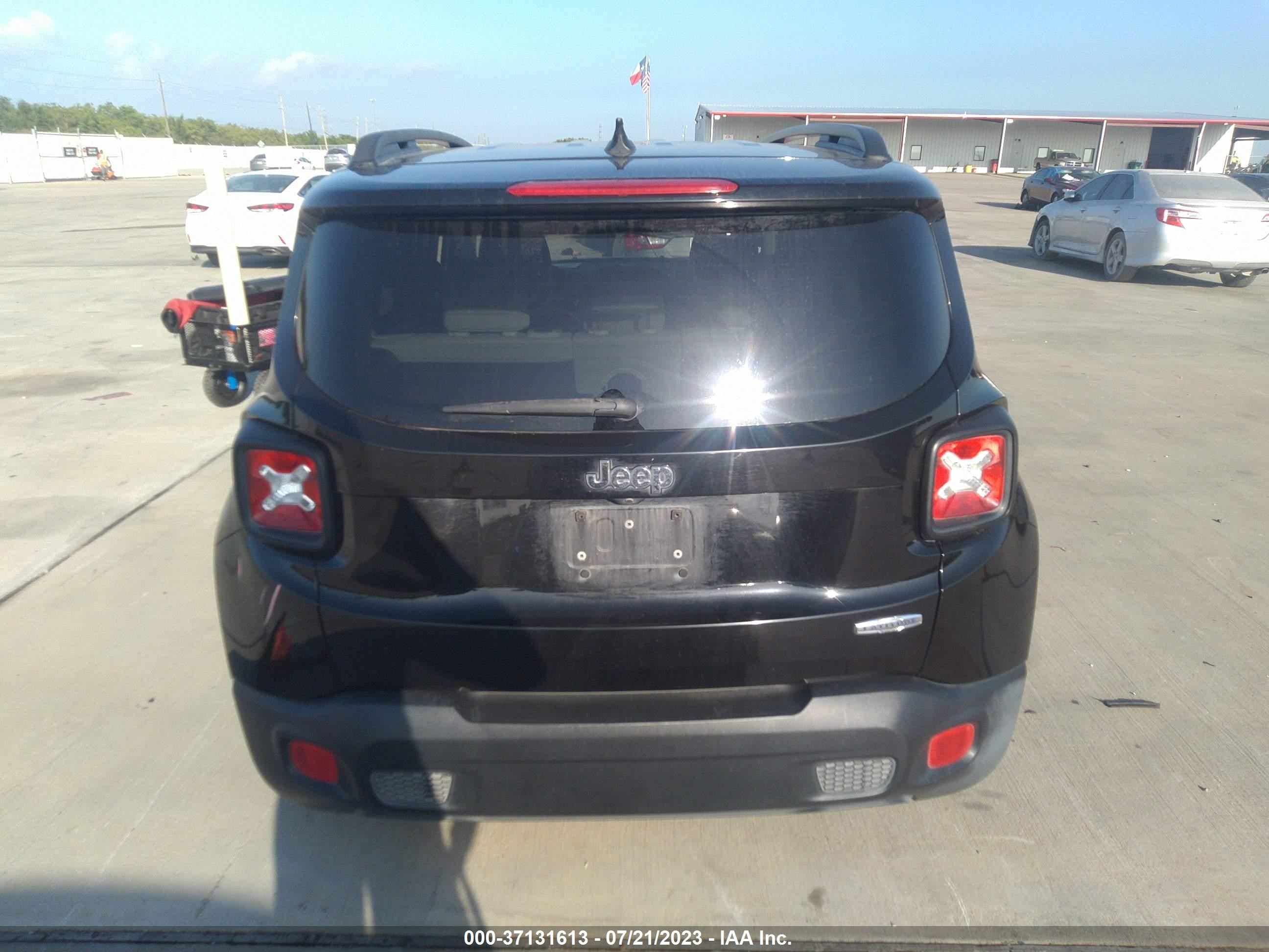 Photo 15 VIN: ZACCJABB7HPG07792 - JEEP RENEGADE 