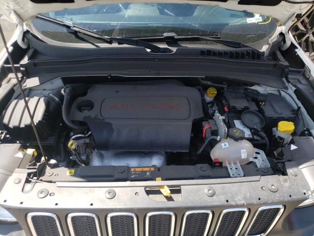 Photo 6 VIN: ZACCJABB7JPG86922 - JEEP RENEGADE 