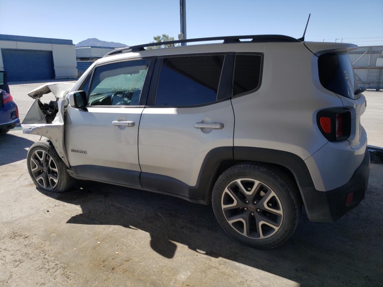 Photo 1 VIN: ZACCJABB7JPH75079 - JEEP RENEGADE 