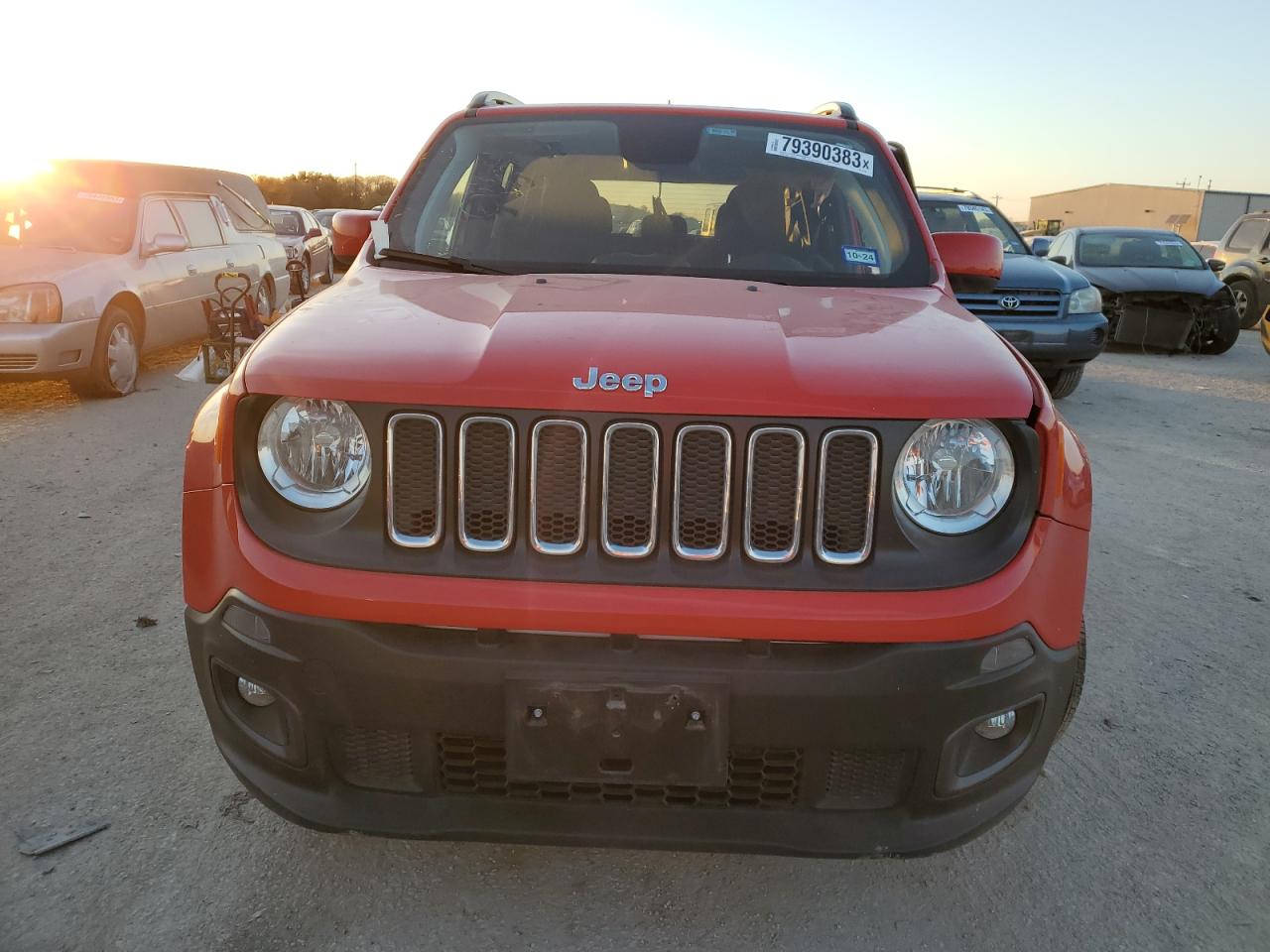 Photo 4 VIN: ZACCJABB7JPJ21146 - JEEP RENEGADE 