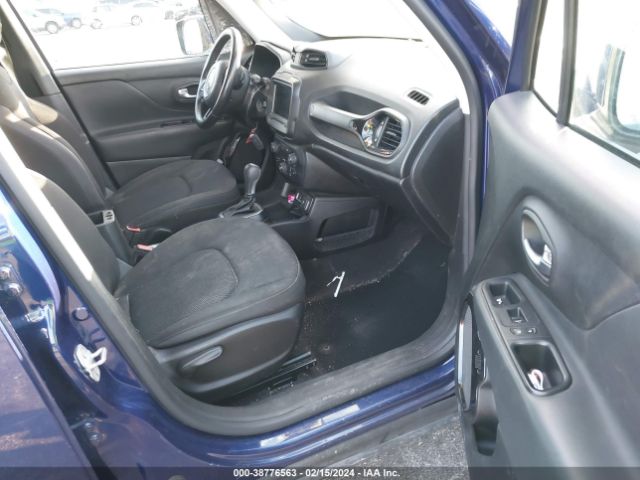 Photo 4 VIN: ZACCJABB8JPG99873 - JEEP RENEGADE 