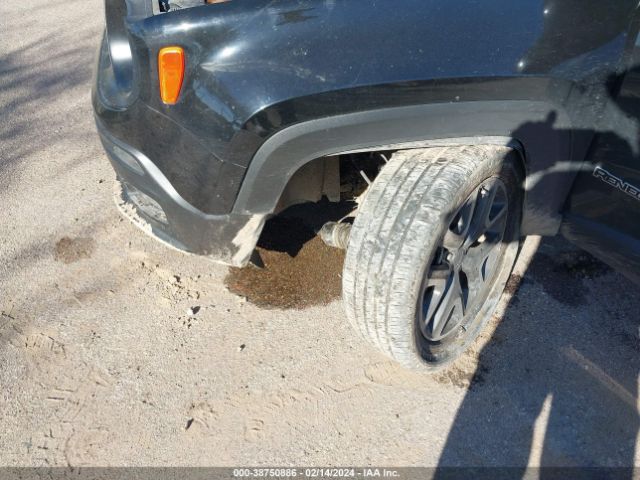 Photo 5 VIN: ZACCJABB8JPJ09992 - JEEP RENEGADE 