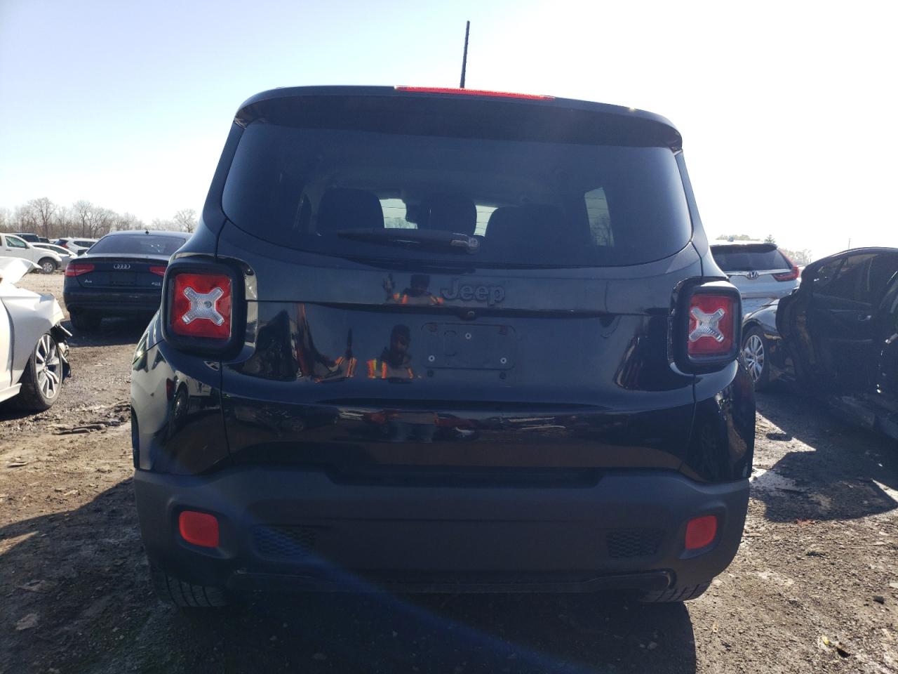 Photo 5 VIN: ZACCJABB9HPE64621 - JEEP RENEGADE 