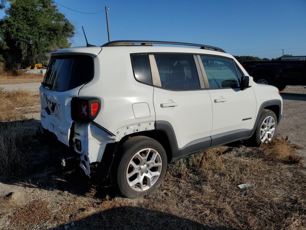 Photo 24 VIN: ZACCJABBXJPJ65691 - JEEP RENEGADE 