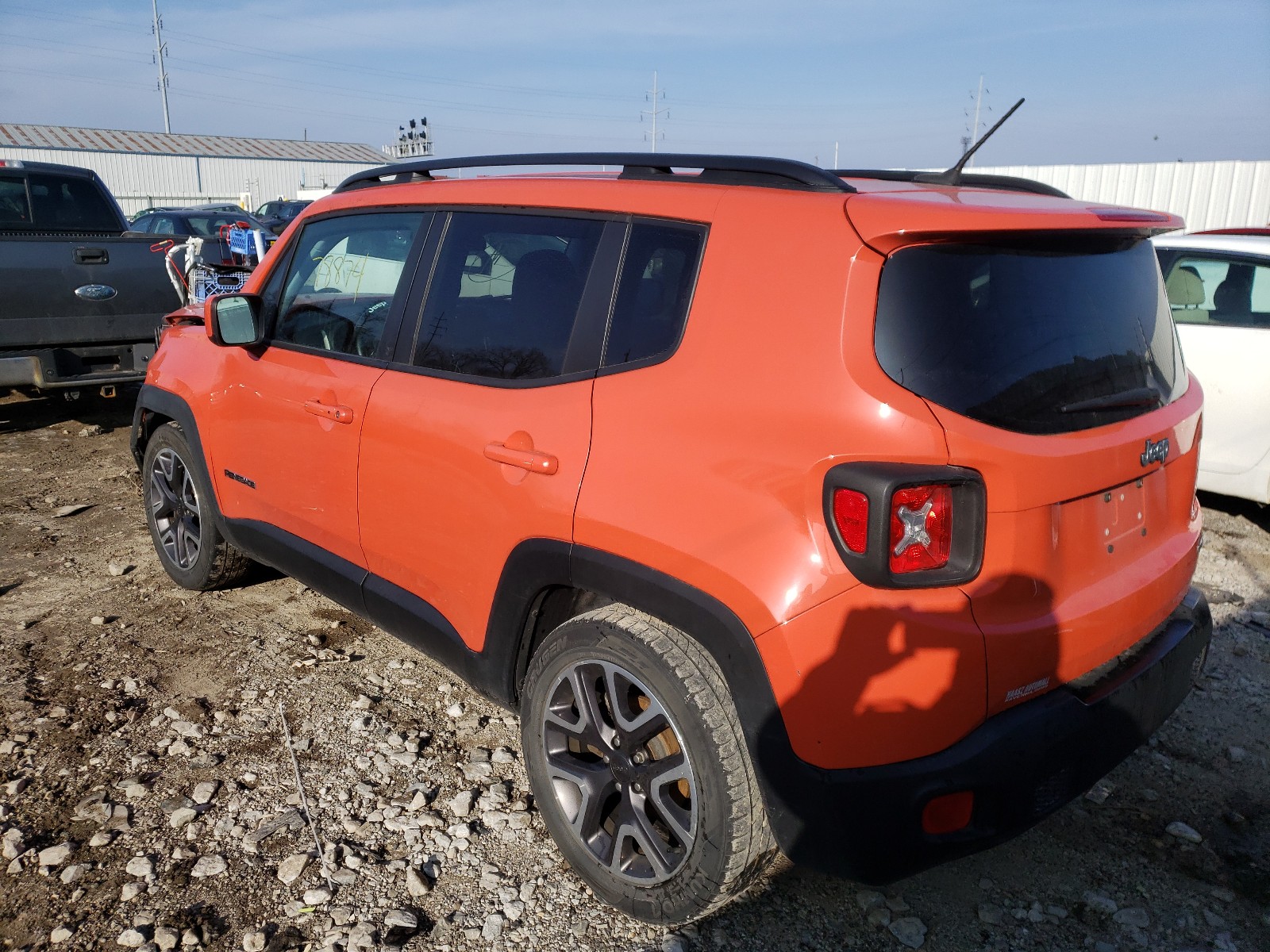 Photo 2 VIN: ZACCJABT1GPC46566 - JEEP RENEGADE L 