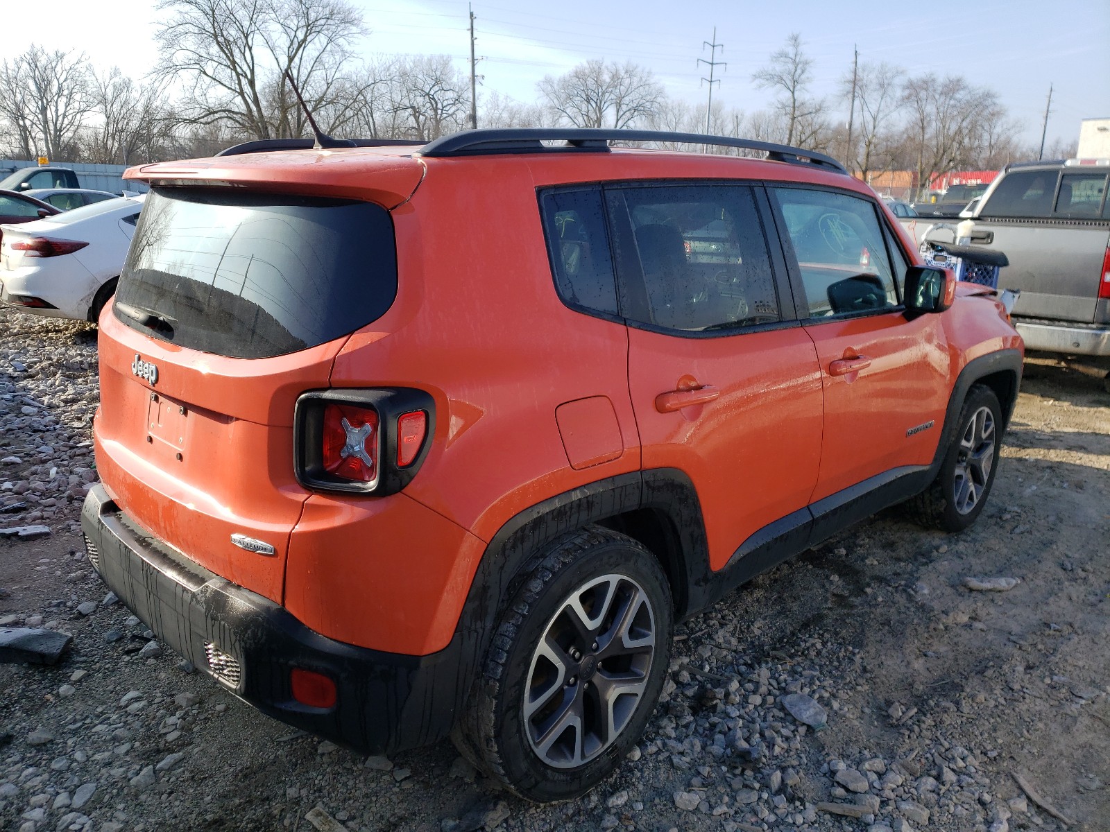 Photo 3 VIN: ZACCJABT1GPC46566 - JEEP RENEGADE L 