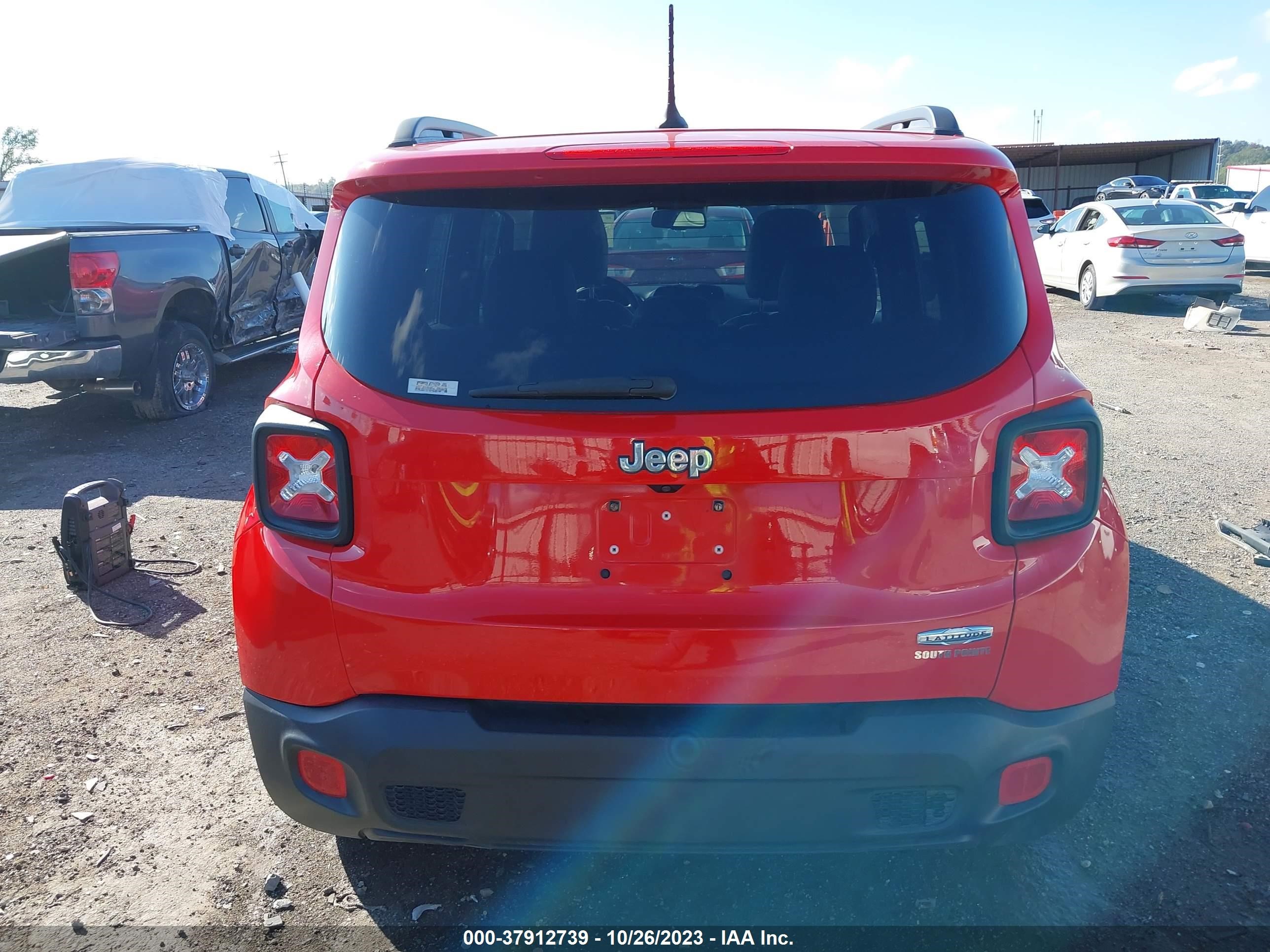 Photo 15 VIN: ZACCJABT1GPD08628 - JEEP RENEGADE 