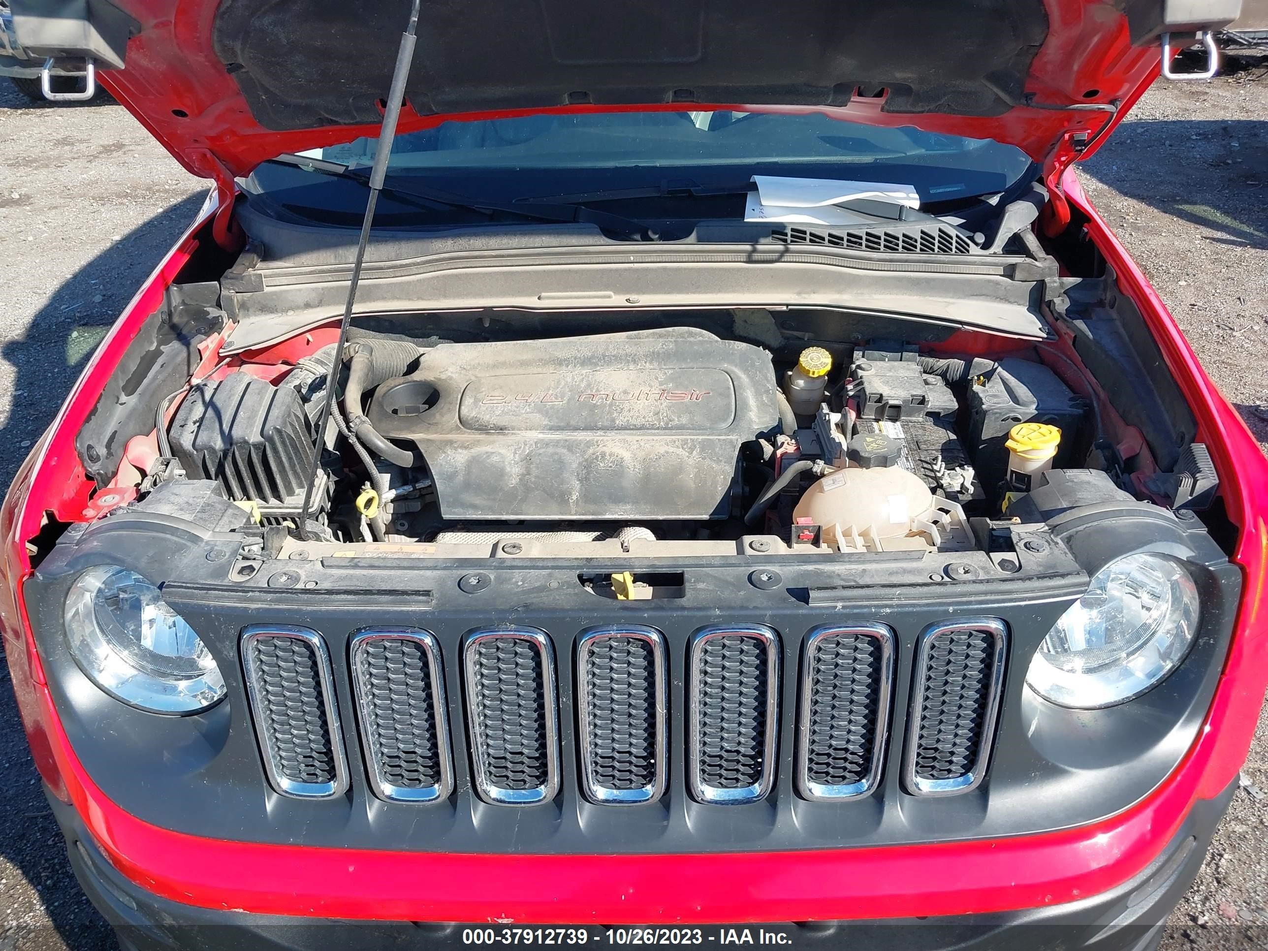 Photo 9 VIN: ZACCJABT1GPD08628 - JEEP RENEGADE 