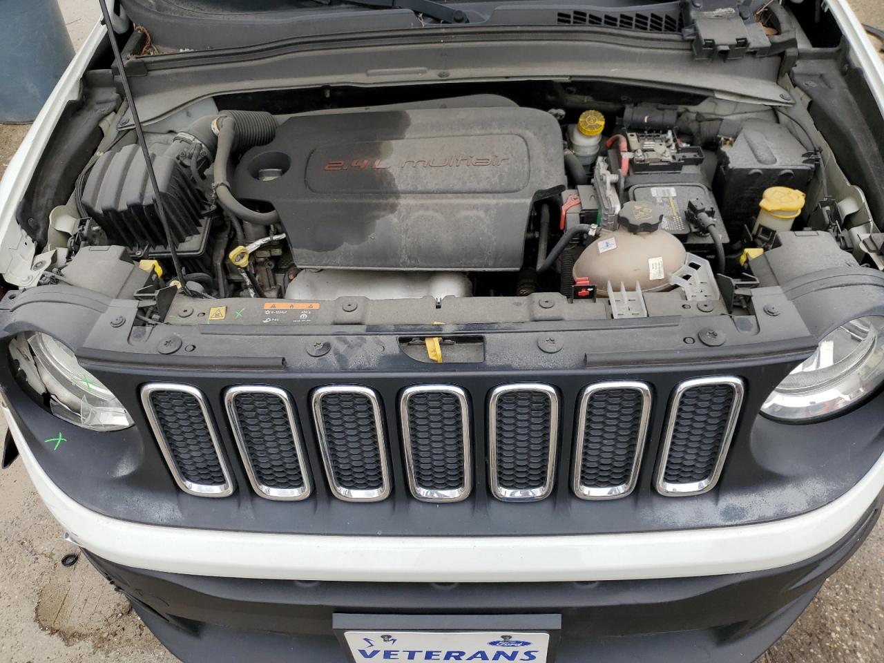 Photo 11 VIN: ZACCJABT1GPD92272 - JEEP RENEGADE 