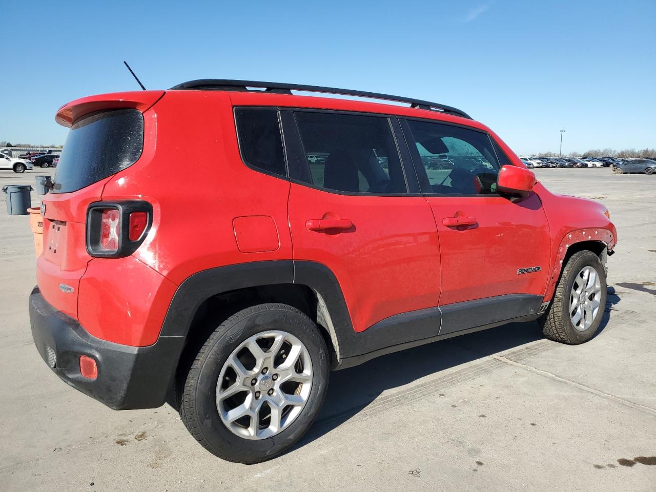 Photo 2 VIN: ZACCJABT1GPE33659 - JEEP RENEGADE 