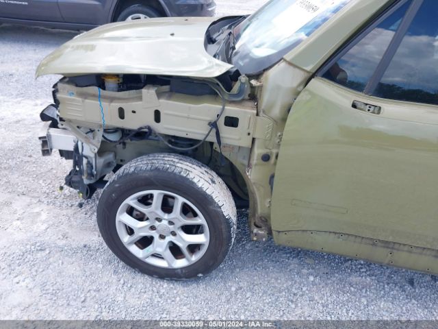 Photo 5 VIN: ZACCJABT2FPB86828 - JEEP RENEGADE 