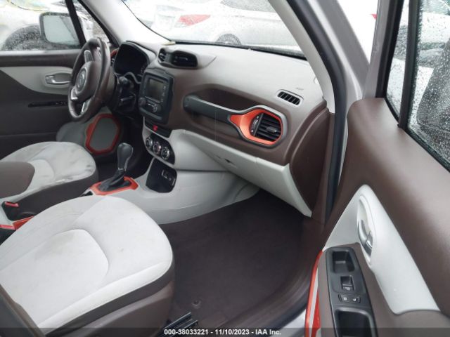 Photo 4 VIN: ZACCJABT2FPB93326 - JEEP RENEGADE 