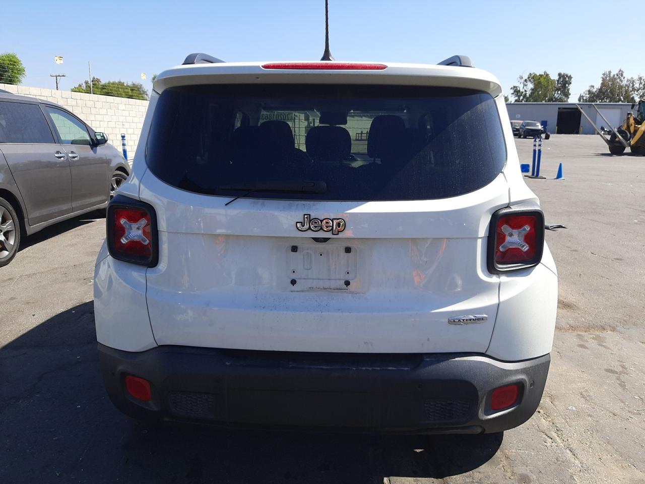 Photo 5 VIN: ZACCJABT2GPD23963 - JEEP RENEGADE 