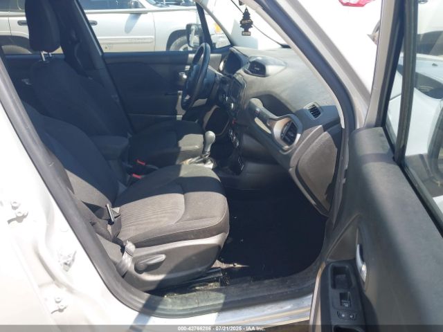 Photo 4 VIN: ZACCJABT3FPB26038 - JEEP RENEGADE 