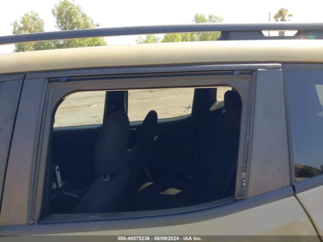 Photo 5 VIN: ZACCJABT3FPB93738 - JEEP RENEGADE 