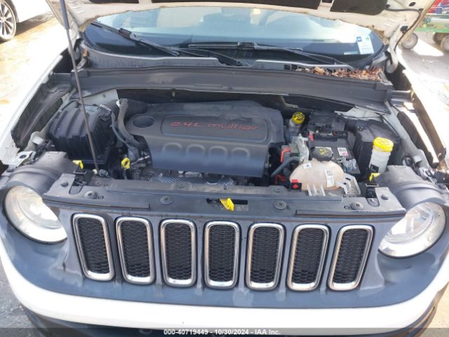 Photo 9 VIN: ZACCJABT4FPB29336 - JEEP RENEGADE 