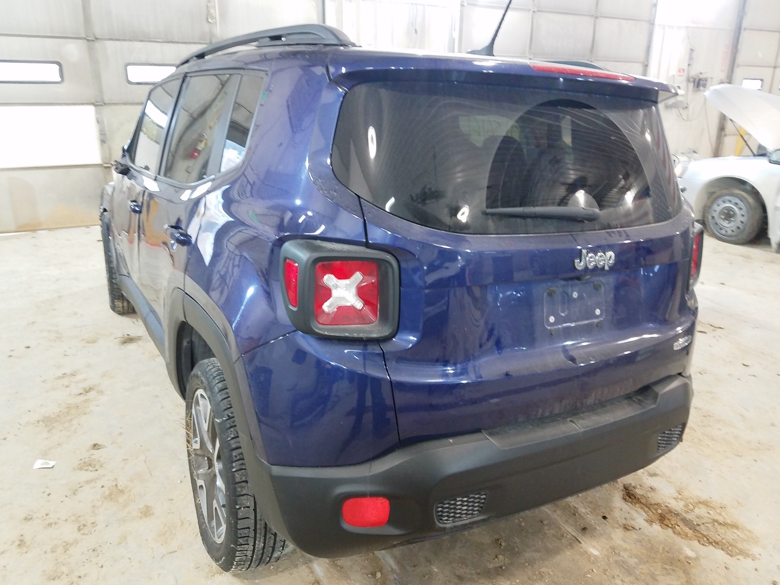 Photo 2 VIN: ZACCJABT7GPE29910 - JEEP RENEGADE L 