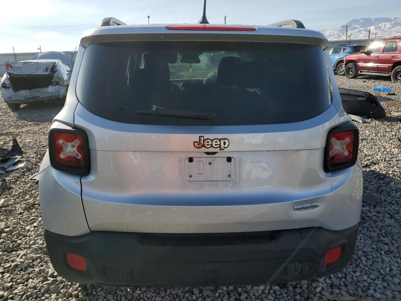 Photo 5 VIN: ZACCJABT8FPB34118 - JEEP RENEGADE 