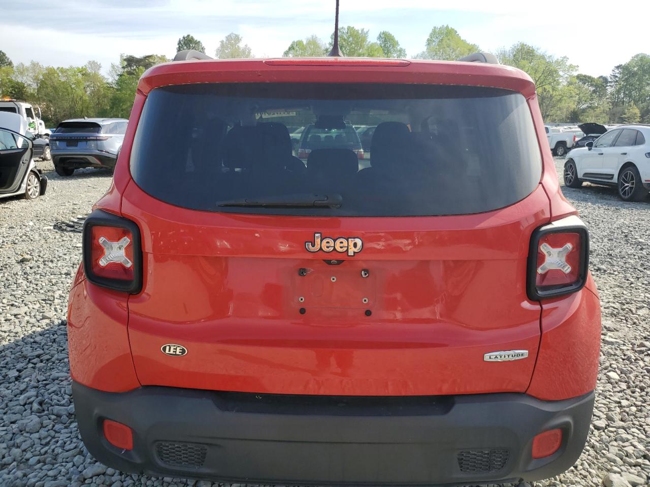 Photo 5 VIN: ZACCJABT8FPB88244 - JEEP RENEGADE 