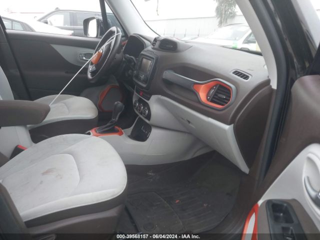 Photo 4 VIN: ZACCJABT8FPB92634 - JEEP RENEGADE 