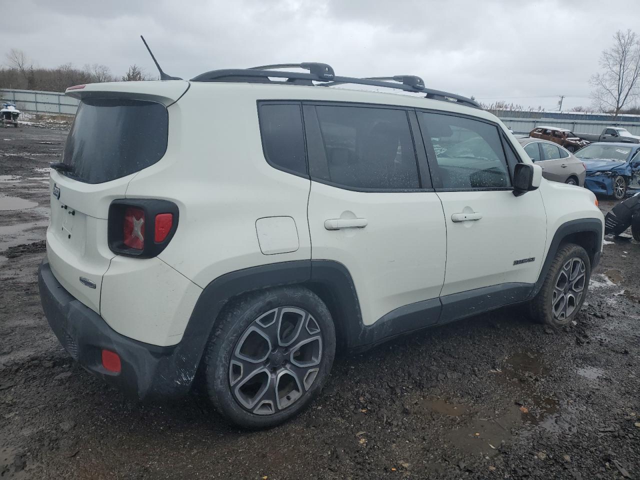 Photo 2 VIN: ZACCJABTXFPB37490 - JEEP RENEGADE 