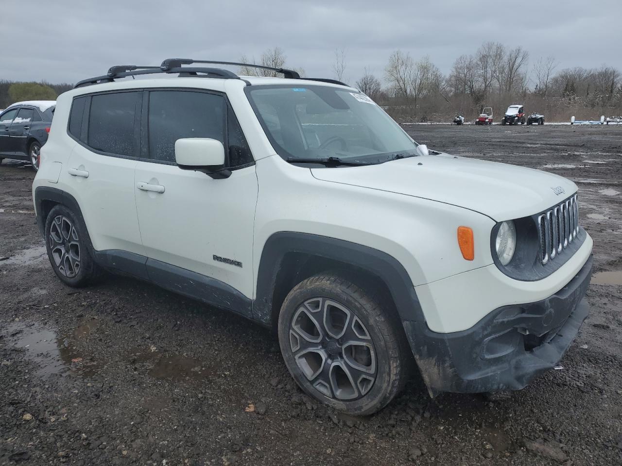 Photo 3 VIN: ZACCJABTXFPB37490 - JEEP RENEGADE 