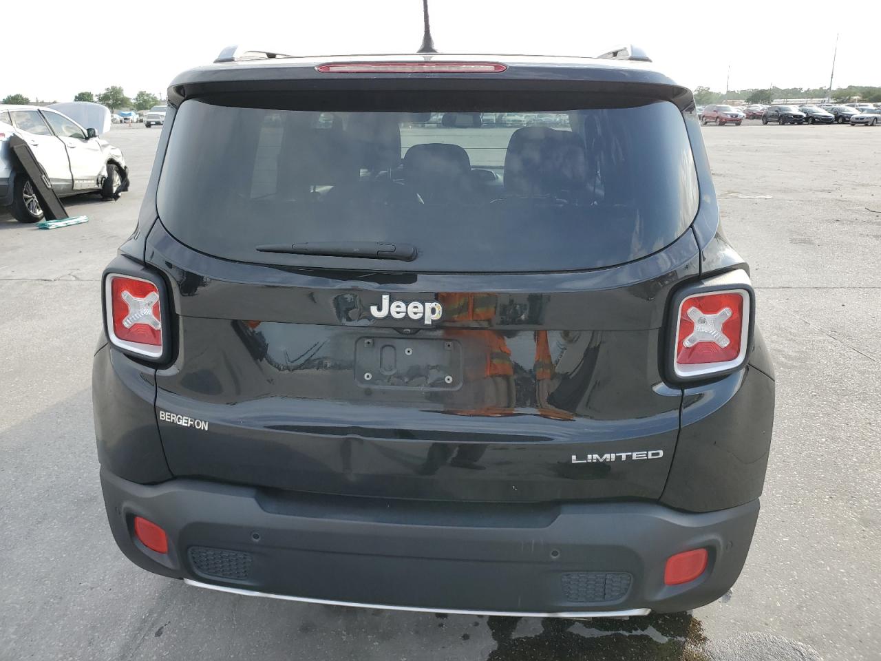 Photo 5 VIN: ZACCJADB6HPF68142 - JEEP RENEGADE 