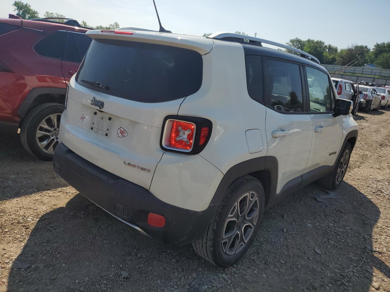 Photo 2 VIN: ZACCJADB6HPG40683 - JEEP RENEGADE 