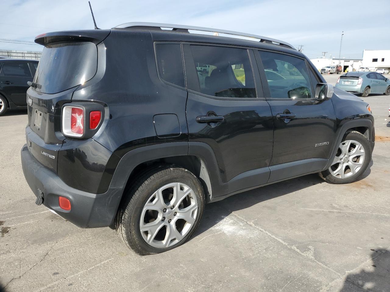 Photo 2 VIN: ZACCJADB7JPJ18454 - JEEP RENEGADE 