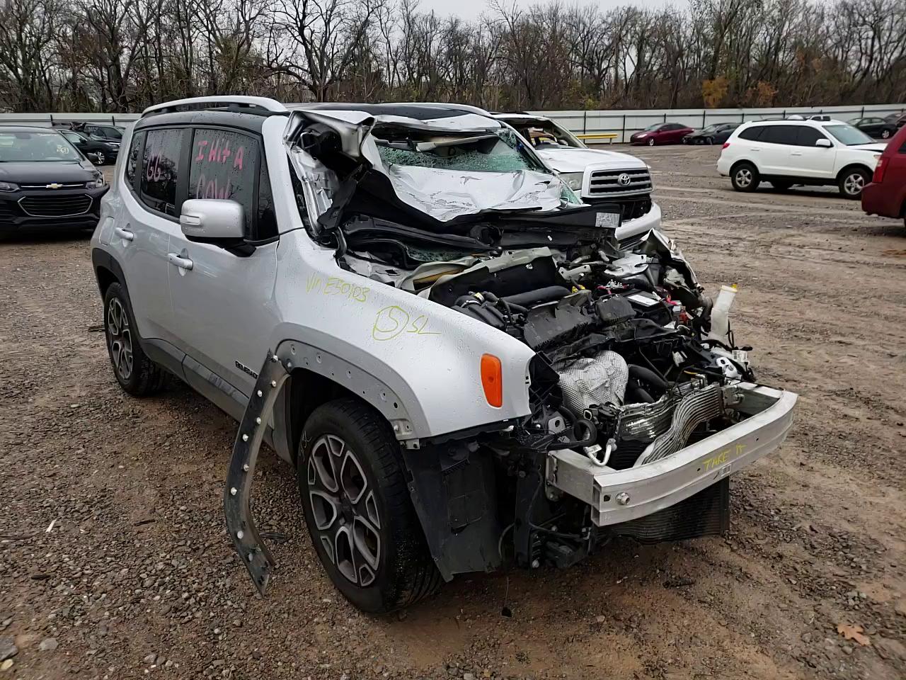 Photo 10 VIN: ZACCJADB9HPE50103 - JEEP RENEGADE L 