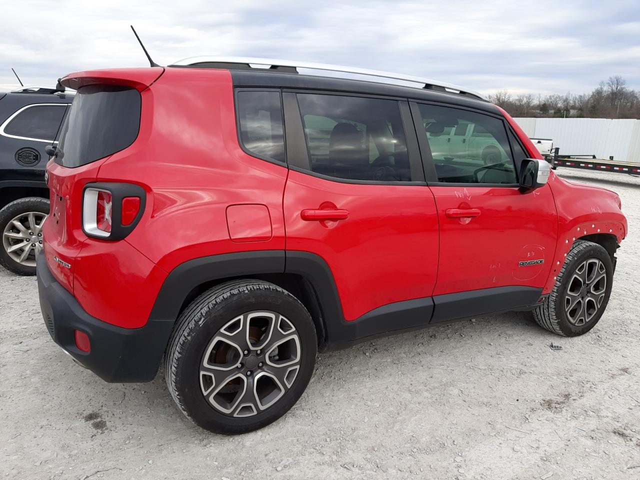 Photo 2 VIN: ZACCJADT6GPC64347 - JEEP RENEGADE 