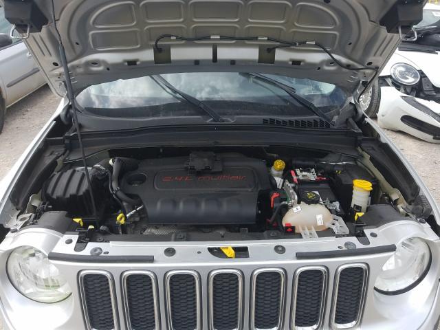 Photo 6 VIN: ZACCJADT9FPC41594 - JEEP RENEGADE L 