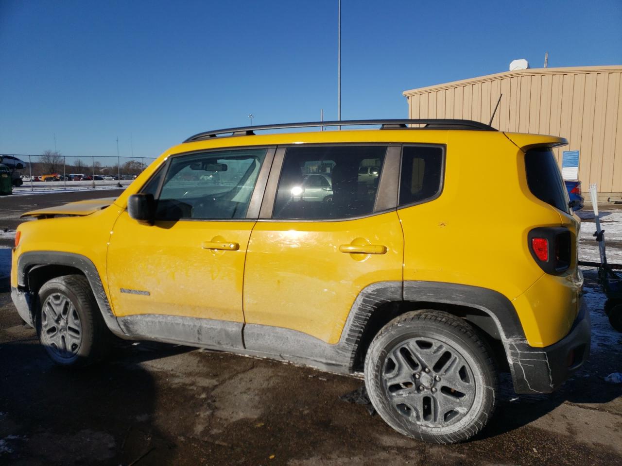 Photo 1 VIN: ZACCJBAB0JPH35398 - JEEP RENEGADE 