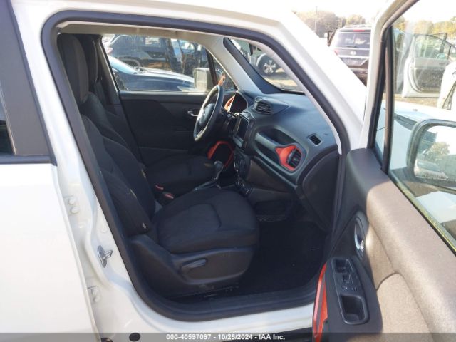 Photo 4 VIN: ZACCJBAB0JPH53884 - JEEP RENEGADE 