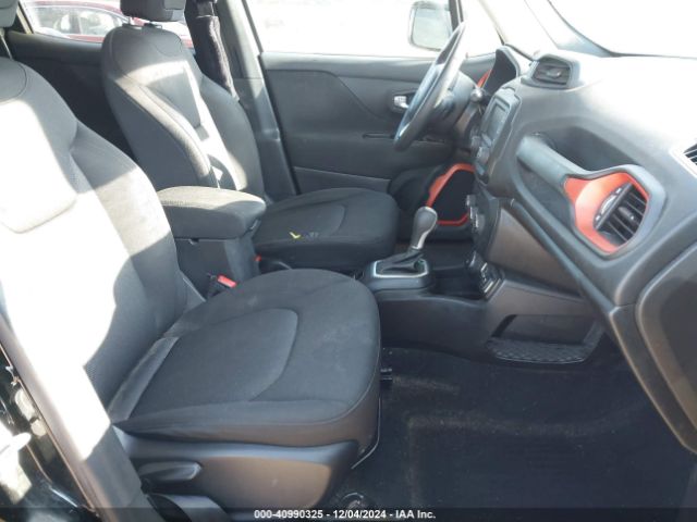 Photo 4 VIN: ZACCJBAB1JPH35474 - JEEP RENEGADE 