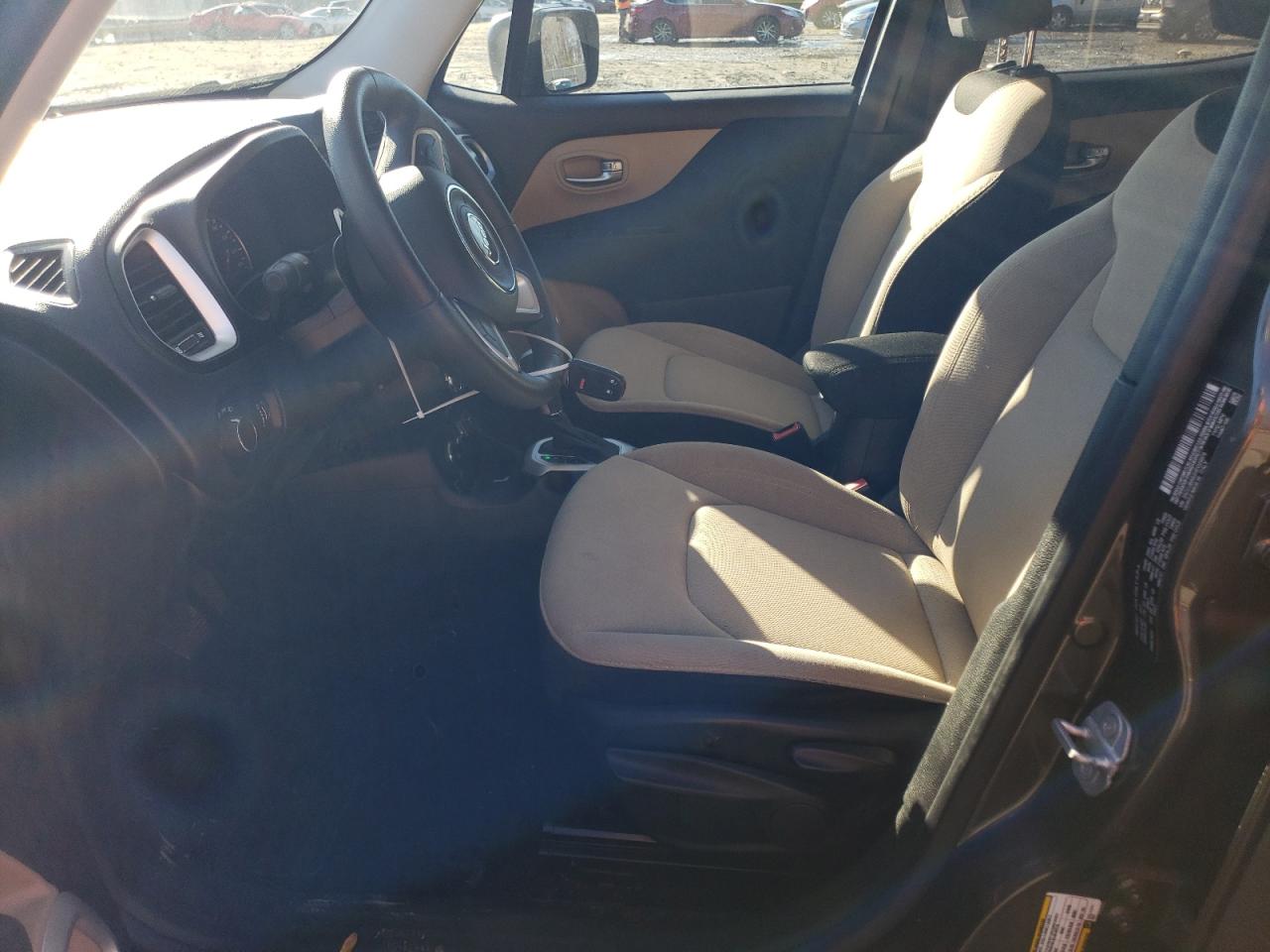 Photo 6 VIN: ZACCJBAB2HPG29979 - JEEP RENEGADE 