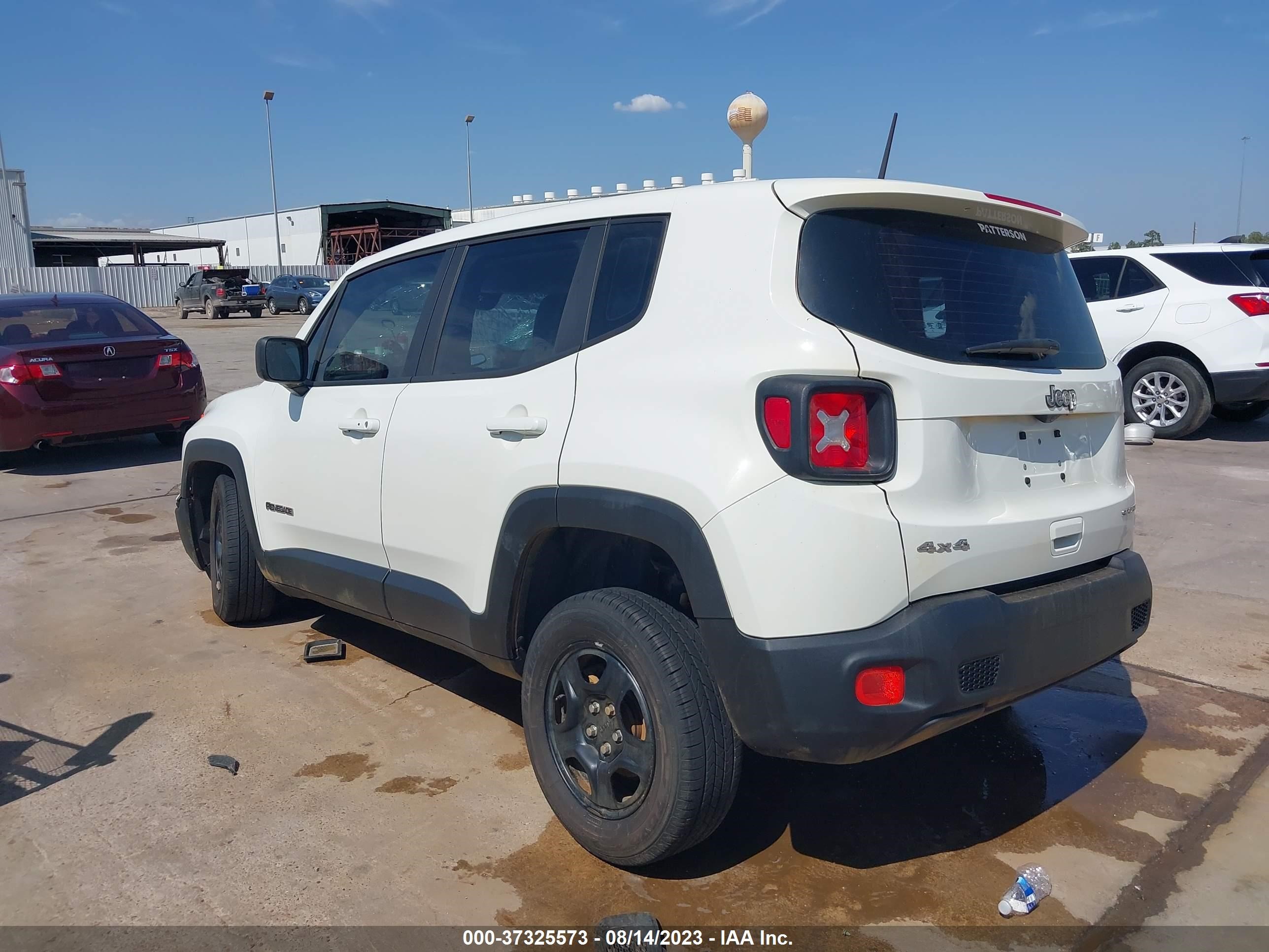 Photo 2 VIN: ZACCJBAB3JPH45374 - JEEP RENEGADE 