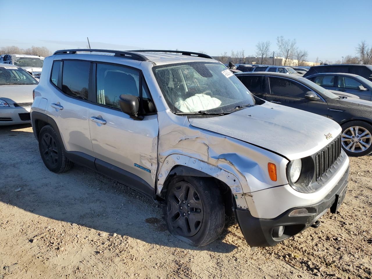 Photo 3 VIN: ZACCJBAB3JPJ00771 - JEEP RENEGADE 