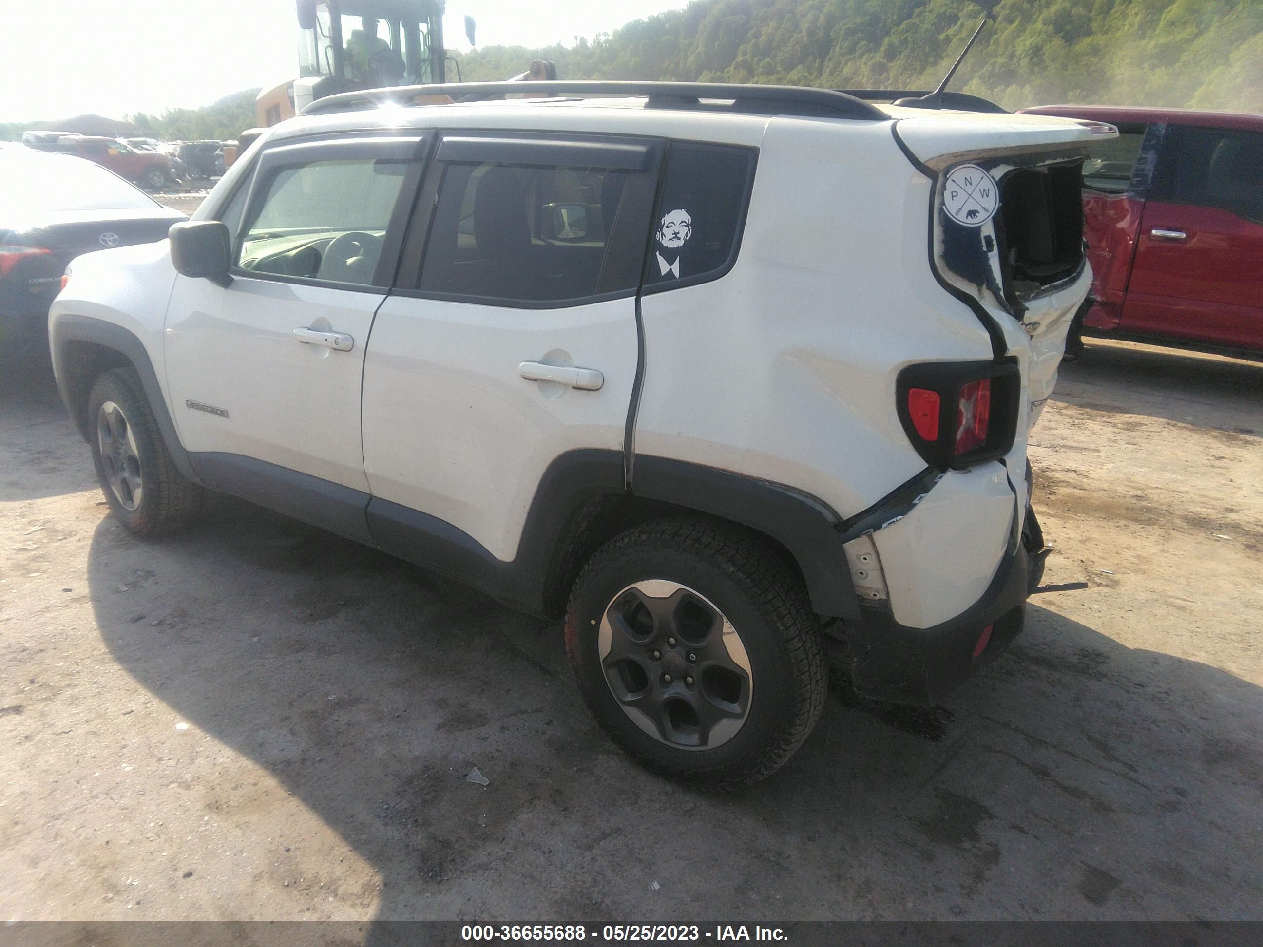 Photo 2 VIN: ZACCJBAB4HPF79554 - JEEP RENEGADE 