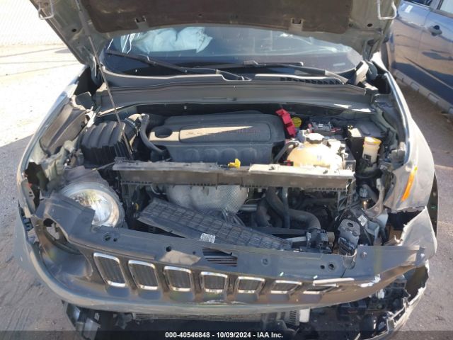 Photo 9 VIN: ZACCJBAB4JPJ57755 - JEEP RENEGADE 