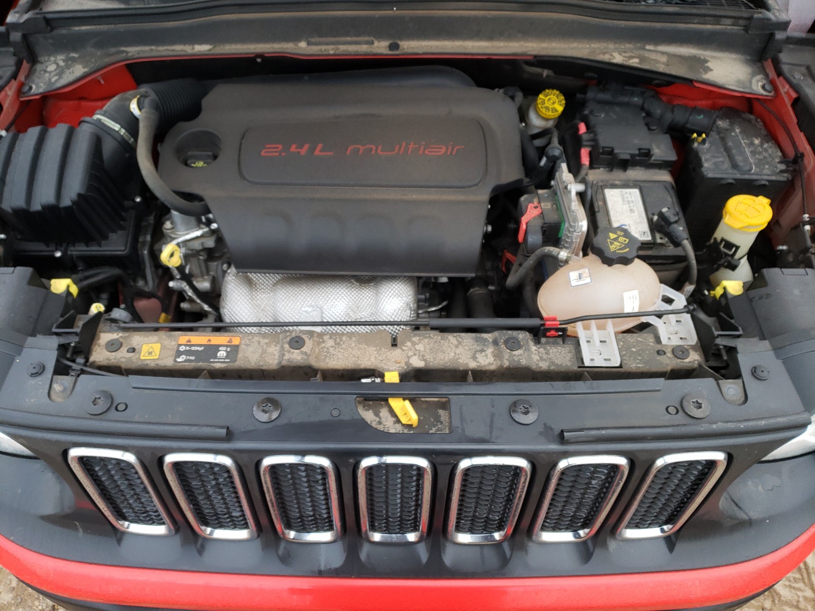 Photo 6 VIN: ZACCJBAB5HPG07653 - JEEP RENEGADE S 