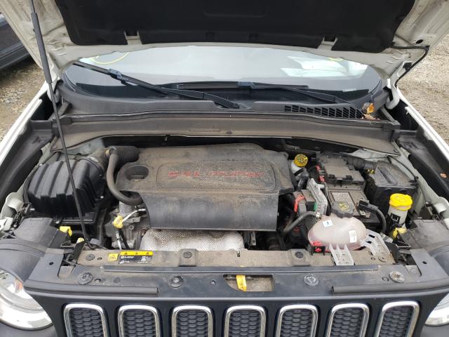 Photo 6 VIN: ZACCJBAB6HPF39637 - JEEP RENEGADE S 