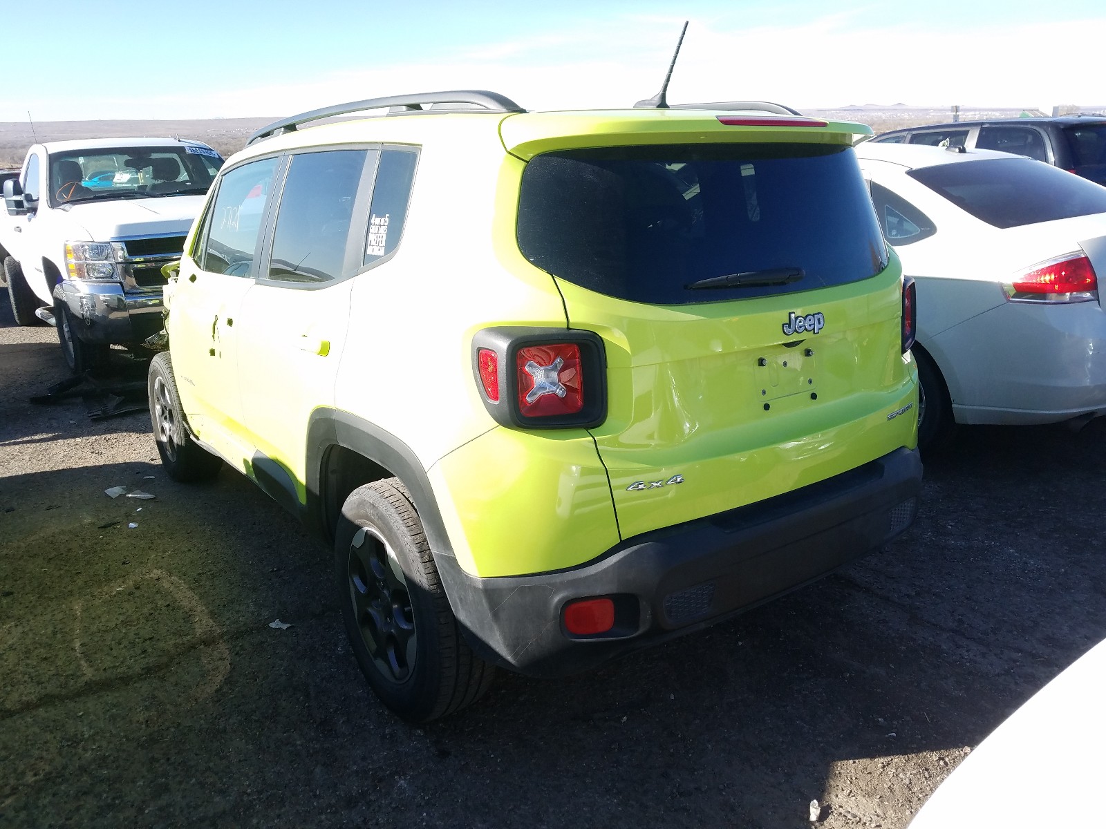 Photo 2 VIN: ZACCJBAB7HPG04673 - JEEP RENEGADE S 